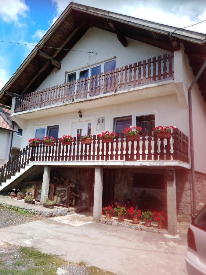 Apartman Pavelic Lovinac  外观 照片