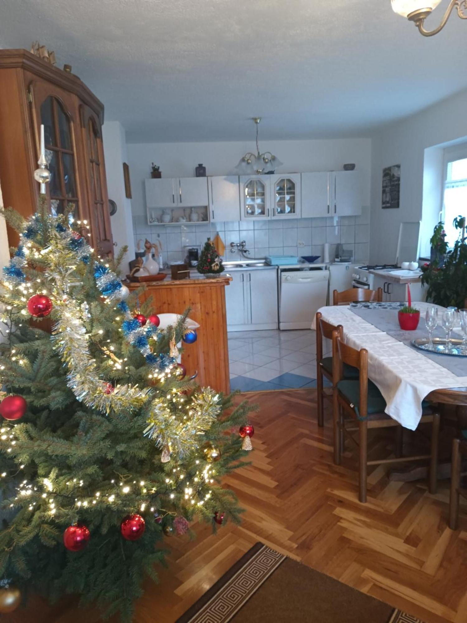 Apartman Pavelic Lovinac  外观 照片